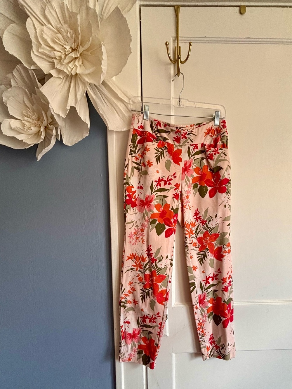 Spartina | Small | Floral Pink Cropped Pants